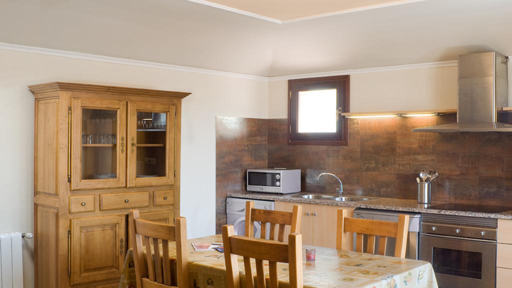 Can Garriga II I III Apartman Garriguella Kültér fotó